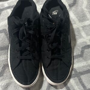 Nike Men's Black Canvas Sneakers